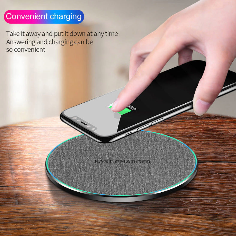 Qi Standard Ultra-Thin Fabric Aluminum Alloy Fast Charge Wireless Charger 15W Fast Charge Fast Charger Disc Wireless Charger